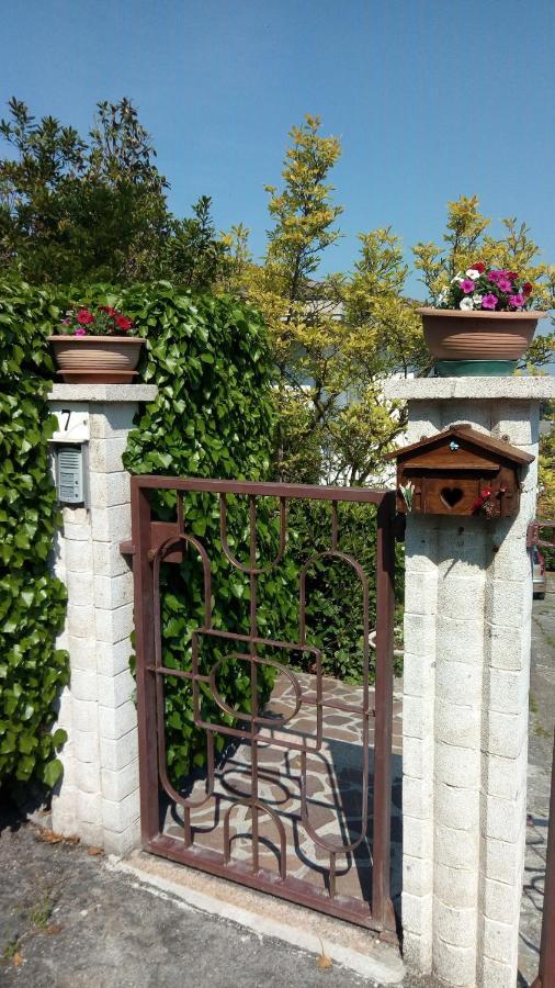 Bed and Breakfast Nel Giardino Di Oz Форново-ді-Таро Екстер'єр фото