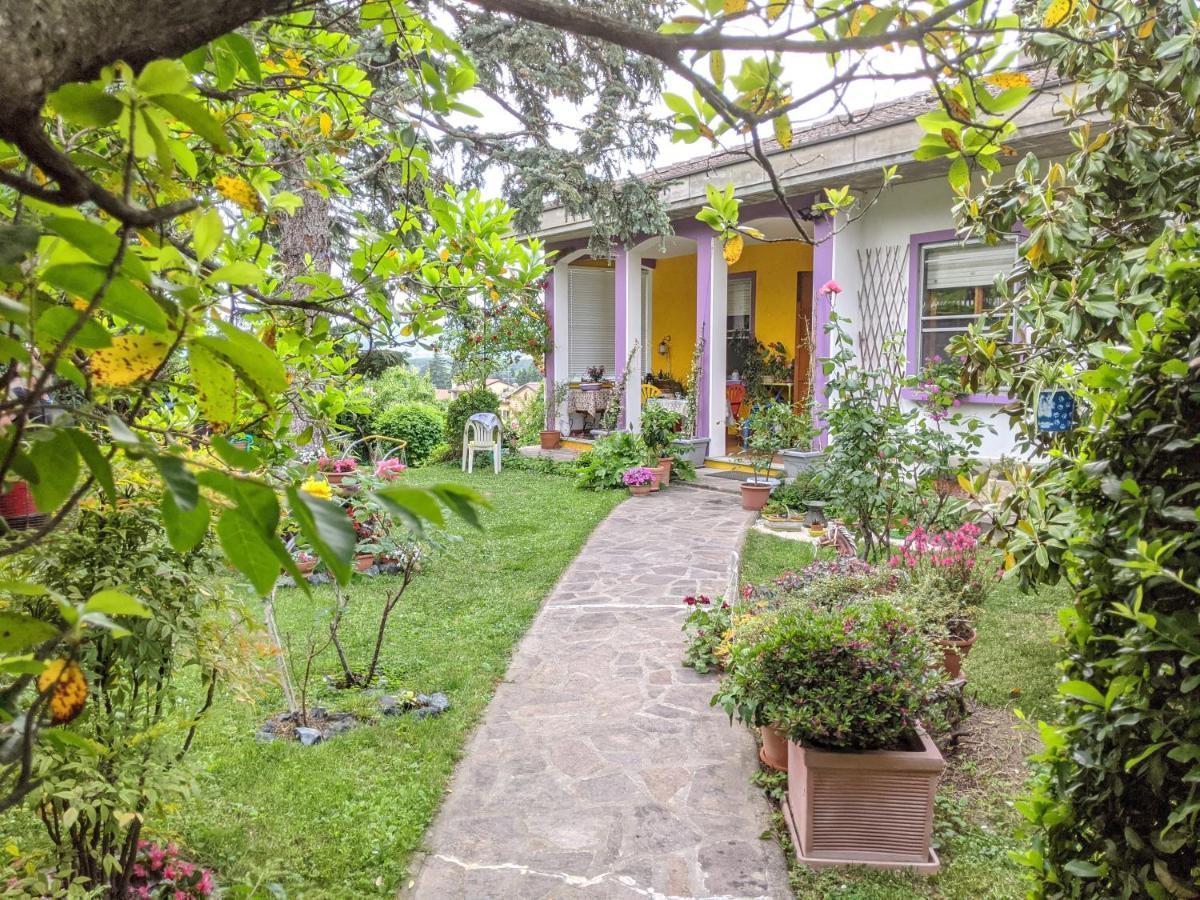 Bed and Breakfast Nel Giardino Di Oz Форново-ді-Таро Екстер'єр фото